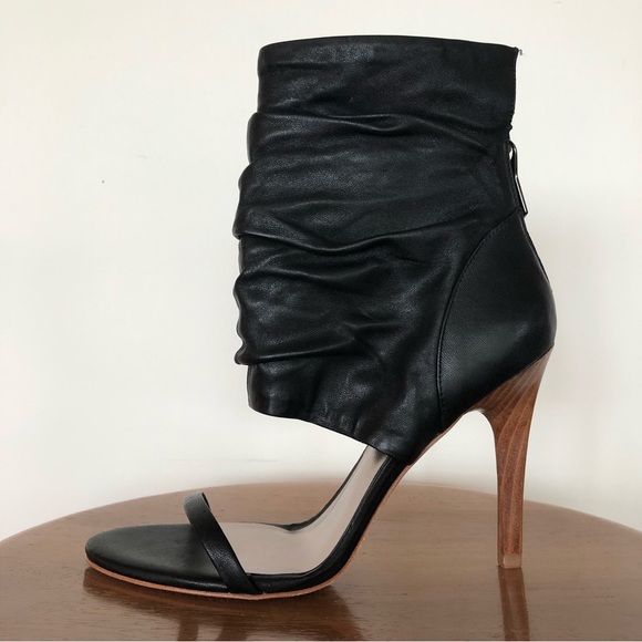 Great Condition BCBGMaxAzria Open Toe Black Leather Heeled Boots (Size 7) - Picture 4 of 12